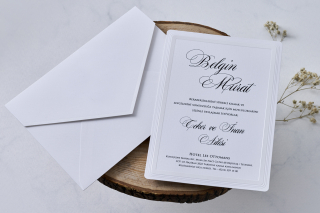 Minimalista elegáns esküvői meghívó borítékkal