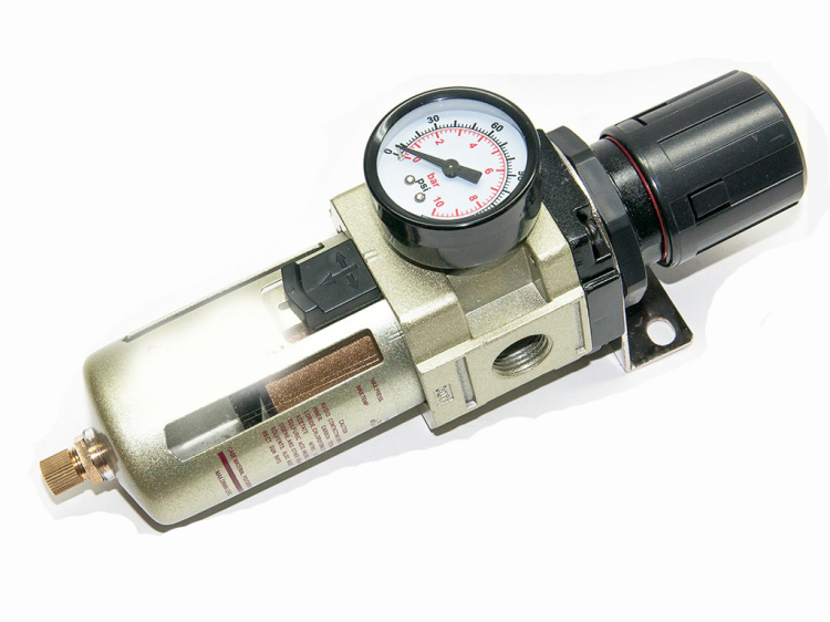 Nyomásszabályzó szűrővel AW4000-04, belső menet:1/2", szűrés: 20 mikron