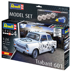 Revell Trabant 601S "Builder's Choice" makett készlet 1:24, 138 alkatrész + festékek + ragasztó + ecset